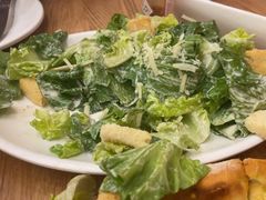 经典凯撒沙拉-城市大道红炉披萨烘焙坊