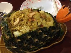 -Dang restaurant (patong phuket)