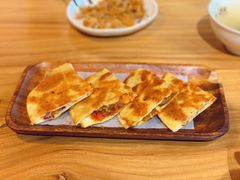 墨西哥牛肉奶酪饼-红小满休闲餐厅(十全街店)