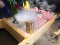 -铭牛烧肉·和牛海鲜自助(高新月牙湖店)