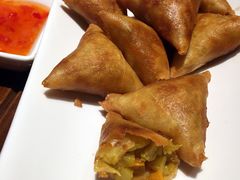 咖喱鸡肉角-Local泰莲庭(虹鳟鱼店)