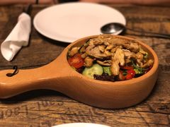 -HIGH FIVE哈福手工汉堡(桂林路店)