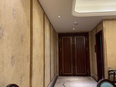 -沪华海鲜大酒楼(南汇店)