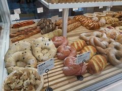 -焙丽拾光(麦凯乐直营店)