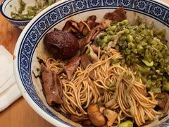 -沪西老弄堂面馆(定西路店)