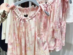 -URBAN REVIVO(七宝领展广场店)