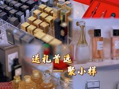 -万达广场(南昌红谷滩店)