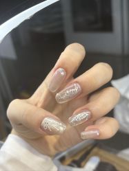 -J·花崎美睫美甲