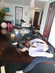 -Yvon yoga 瑜伽·精准体态管理中心