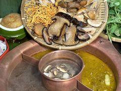 -滇釜火锅·能喝汤的火锅(车公庄店)