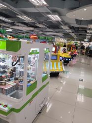 -莫莉幻想儿童乐园(深圳南山欢乐颂店)