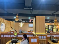 -汉城烤肉·黑金冠(华山路店)