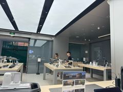 -DJI大疆(深圳华强北曼哈授权体验店)