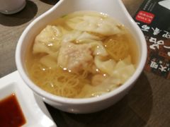 -新大咀港式茶餐厅(宝山万达店)