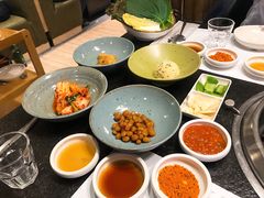 -草家酱蟹炭火烤肉店(珲春南路一店)