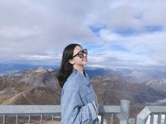 -希尔特峰