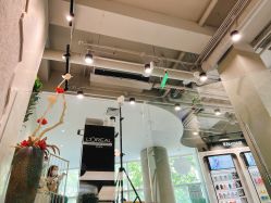 -变画·发型STUDIO