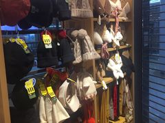 -九木杂物社(新奥购物中心店)