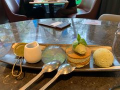 -港丽餐厅(高德置地店)