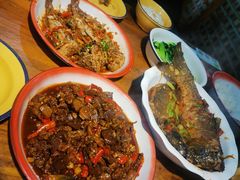 -老三样·美食研究中心(世贸路店)