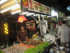 -六合夜市
