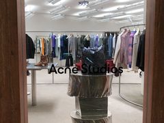 -Acne Studios(芮欧百货店)