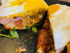 -HIGH FIVE哈福手工汉堡(桂林路店)