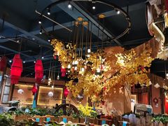 -老滇山寨•云南特色菜•地方菜•民族风情歌舞表演(金碧店)