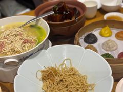-乐忻皇朝(上海中心大厦店)