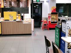 -麦当劳(中唱大厦店)