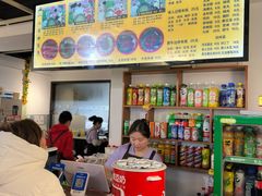 -丽虹云南过桥米线(兴工街店)
