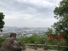 -灵岩山风景区