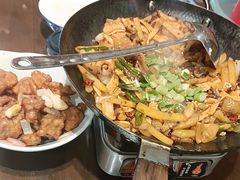 -富正毅三下锅(体育馆店)
