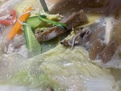 -佬土鹅肠火锅(扬中步行街店)