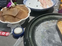 -生活如沸·顺德水牛奶火锅(大学路店)