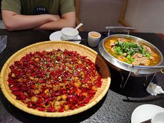 -万重锦·人文川菜馆(骡马市店)