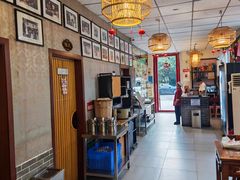 -老鼎万春卤菜(五代传承创始老店)