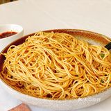 私房菜、葡萄酒和江边的风