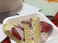 积慕草莓奶油蛋糕-积慕Cake(解放大道店)