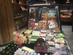 零售区-工匠面包(壹方店)