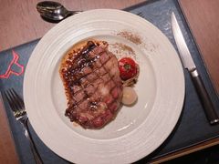 -恰餐厅及酒吧 CHAR Bar & Grill (北京丽都皇冠假日店)