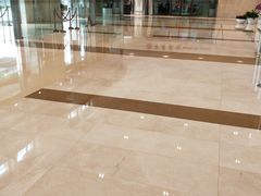 -陆家嘴金融服务广场