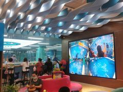 -Swim斯卫姆国际儿童游泳中心(红博中央公园店)