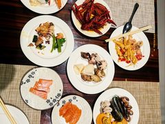 -广州万富希尔顿酒店·感趣自助餐厅·金秋蟹宴生蚝海鲜刺身