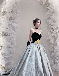 -艾米丽婚纱礼服