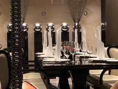 -瑞吉酒店 · Elba 欧尔巴意大利餐厅· 精致意餐·云端聚会