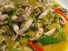 -魏铭鱼头捞饭(晋阳路店)