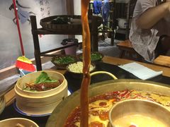 -王婆乔鲜鱼自助火锅(蜀汉路店)
