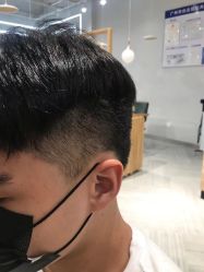点击看大图 -苏豪路易士·嘉玛发廊