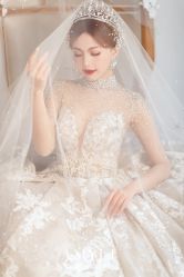 -艾米丽婚纱礼服